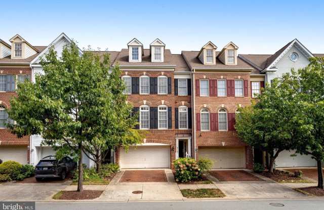 213 OAK KNOLL TERRACE photos photos