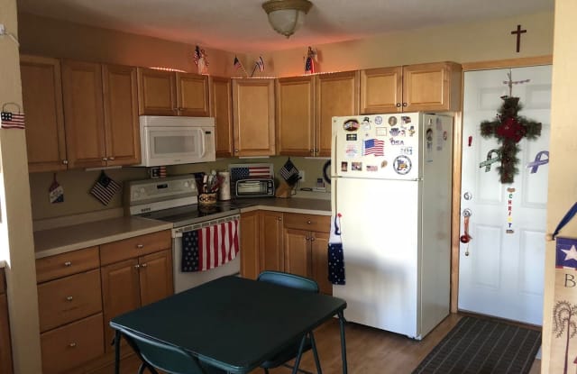 5954 Fernwood St - 5954 Fernwood Street, Shoreview, MN 55126