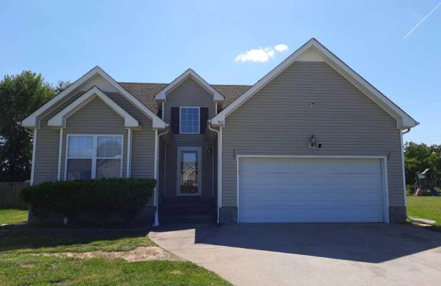 952 Cindy Jo Ct - 952 Cindy Jo Court, Clarksville, TN 37040 952 Cindy Jo Ct - 952 Cindy Jo Court, Clarksville, TN 37040