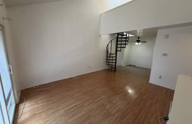 7751 OXFORD Avenue Gallery 3