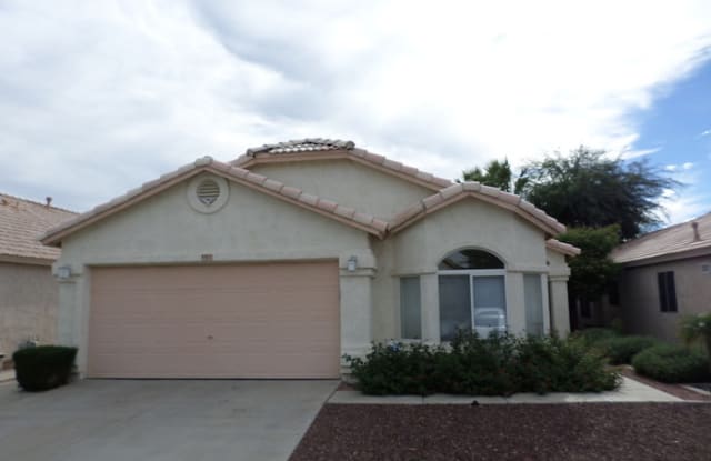 911 East Tonopah Drive - 911 East Tonopah Drive, Phoenix, AZ 85024