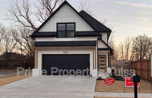 1007 E Delmar Pl S photos photos