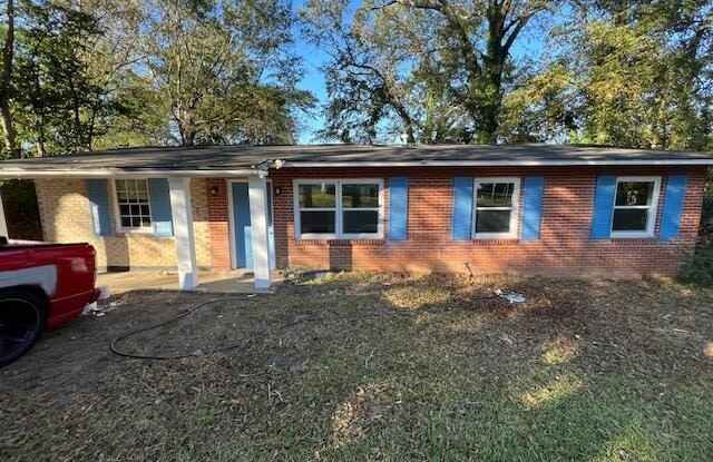 2427 Vivian Drive photos photos