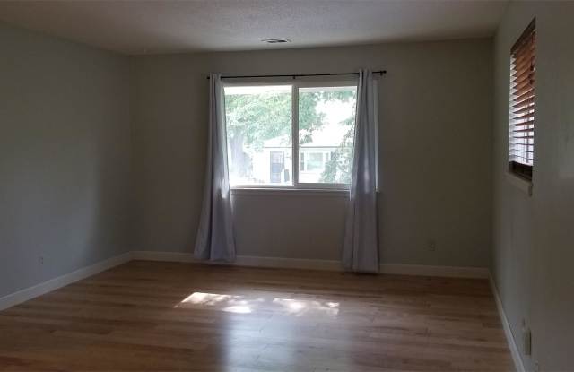 4116 N Jackson Street - 1 Gallery 3