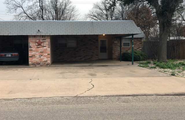 UPDATED! 2 bedroom 2 bath New paint, new granite, ALL APPLIANCES PROVIDED photos photos