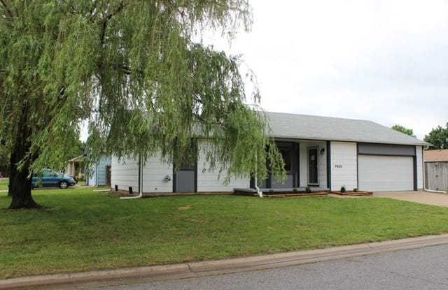 5923 W 37th St S - 5923 West 37th Street South, Wichita, KS 67215