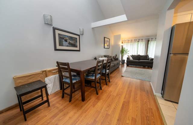 32 Saginaw Trail Gallery 2