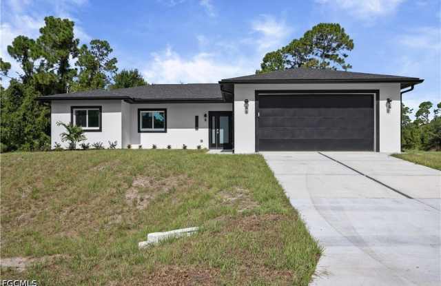 828 Genoa Avenue S Gallery 1