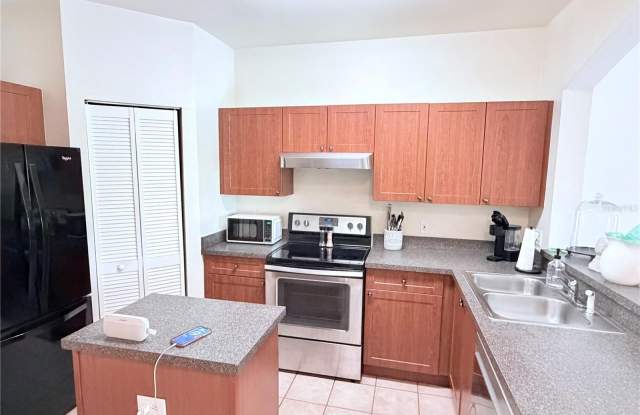2138 CHIANTI Place Gallery 3