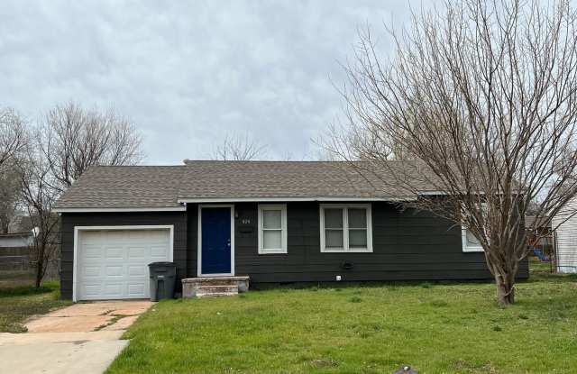 824 NW 34th- AVAILABLE NOW! photos photos