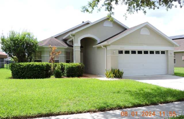 3 bd / 2 ba Home in Champlain - Water View!! - 5857 Lake Champlain Drive, Orlando, FL 32829
