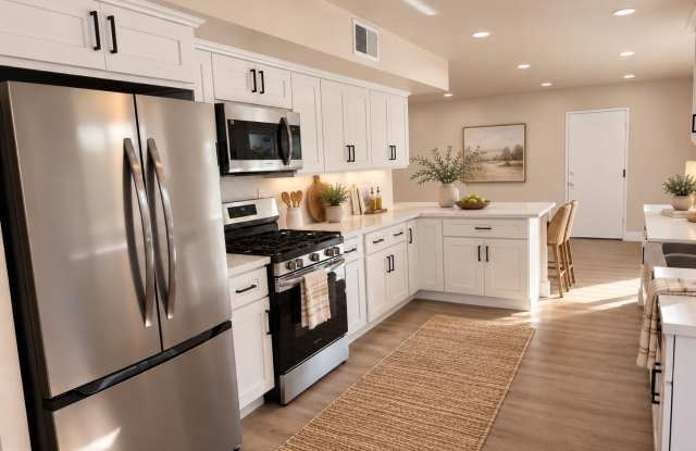 12475 Sunnyglen Drive Gallery 2