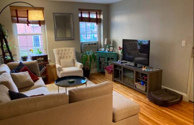 29 Englewood Ave. - 29 Englewood Avenue, Brookline, MA 02445