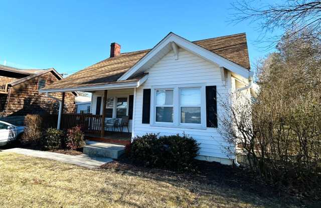 Charming home in Blacksburg Gallery 4