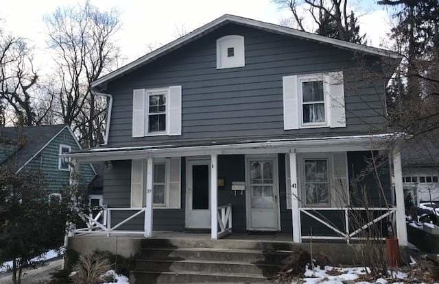 39 Remsen Ave - 39 Remsen Avenue, Roslyn, NY 11576
