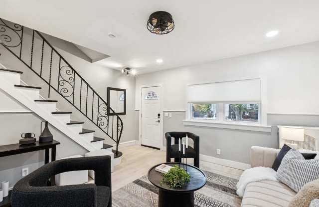 Stylishly Renovated 3-Bedroom Home with Private Patio in Grays Ferry — Accepting ALL PHA voucher holders photos photos Stylishly Renovated 3-Bedroom Home with Private Patio in Grays Ferry — Accepting ALL PHA voucher holders photos photos