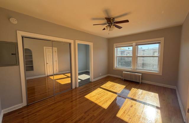 6960 North Ashland Boulevard - 6960 North Ashland Boulevard, Chicago, IL 60626