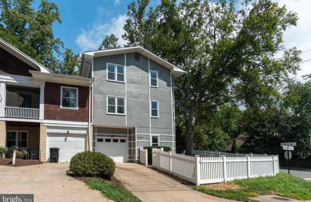 7009 FAIRFAX DRIVE - 7009 Fairfax Drive, Arlington, VA 22213