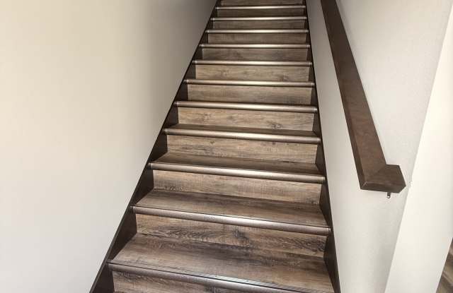 3135 Oak Knoll Drive#2 Gallery 4