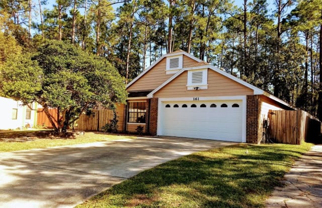 161 Lakeside Cir - 161 Lakeside Cir, Sanford, FL 32773