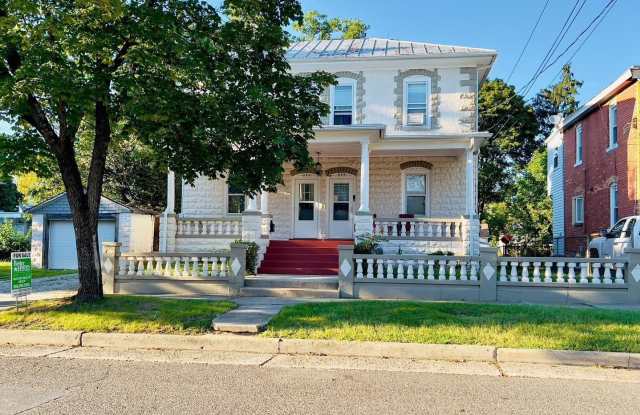 814 E CHERRY Street - 814 East Cherry Street, Vineland, NJ 08360