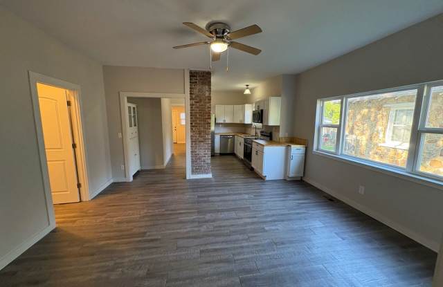 Charm, location and a great price ! Do not pass this up Gallery 3