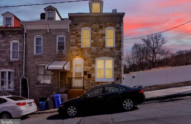 553 WUNDER Street unit: 2 photos photos 553 WUNDER Street unit: 2 photos photos