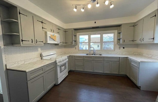 400 Williams Avenue - 400 Williams Avenue, Hackensack, NJ 07601
