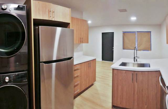 Samuel Duplex photos photos