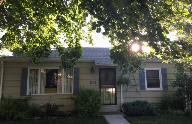 1559 S Bellaire St - 1559 South Bellaire Street, Denver, CO 80222