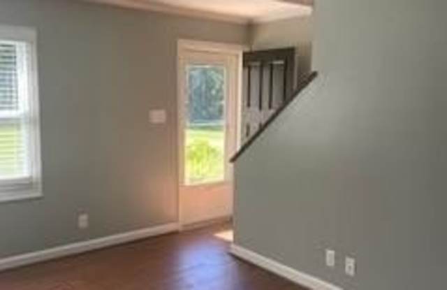 4406 RINGWOOD Road Gallery 3