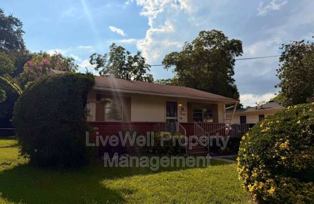 856 Center Way SW photos photos