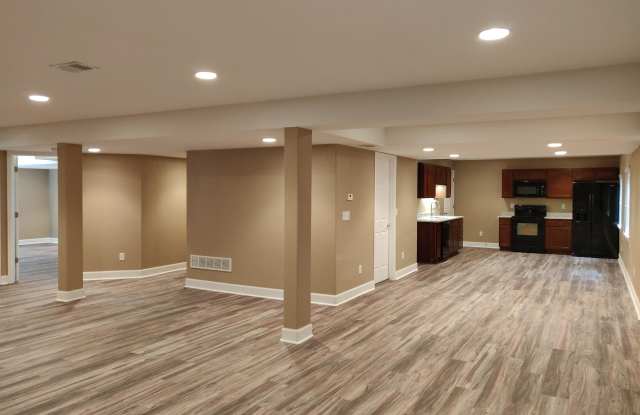 24621 East Berry Place Gallery 2