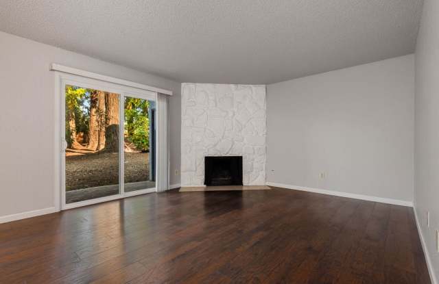 Move-In Ready 2BR Condo in Prime Finn Hill Location Gallery 4