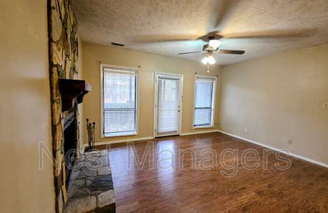1861 Tryon Drive Gallery 2