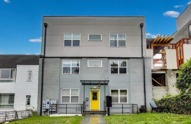 Welcome to Unit 202 at the Arboretum Condominium! photos photos