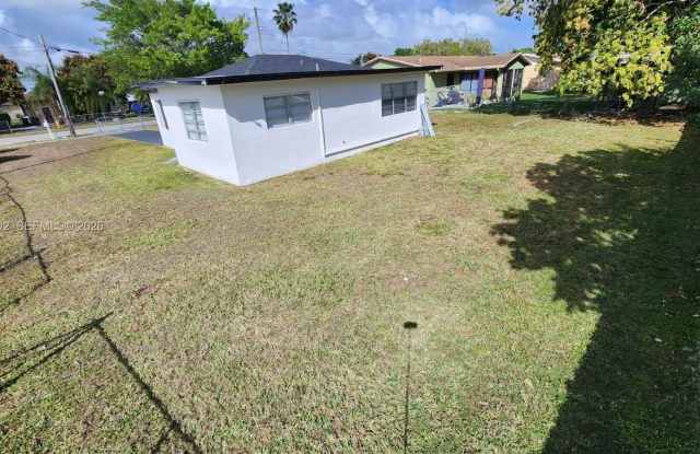10490 SW 173rd Ter - 10490 Southwest 173rd Terrace, West Perrine, FL 33157