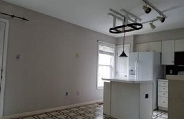 7454 GADSBY SQUARE Gallery 4