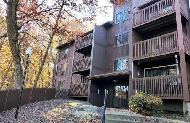 Fabulous 2 bed 2 bath Sunderland Heights Condo photos photos