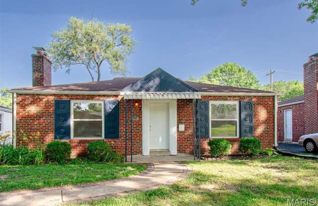 1036 GROBY Road Gallery 2