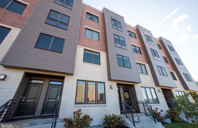 605 LAKEVIEW COURT - 605 Lakeview Ct, King of Prussia, PA 19406