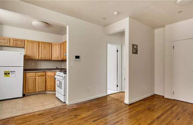 400 E 161st St Apt 3A - 400 East 161st Street, Bronx, NY 10451