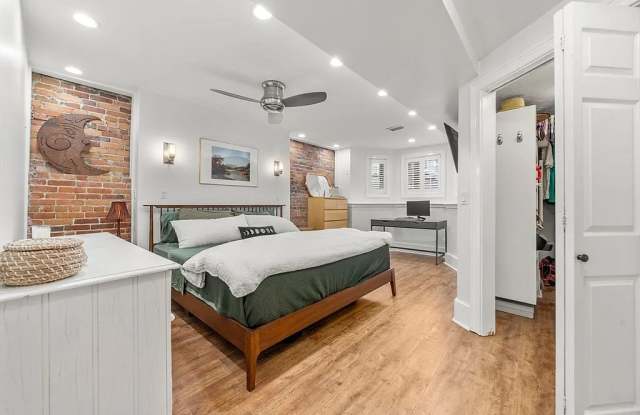 691 E 8th St Apt 1 Gallery 1