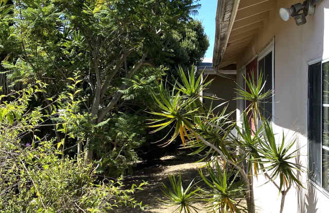 4640 Clairemont Dr - 4640 Clairemont Drive, San Diego, CA 92117
