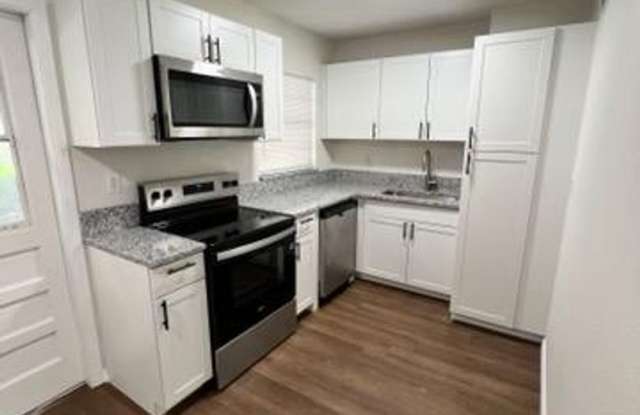 Fully remodeled 4 bed 2 bath home Gallery 4