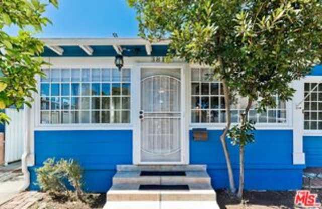 3819 Goldwyn Terrace Gallery 3