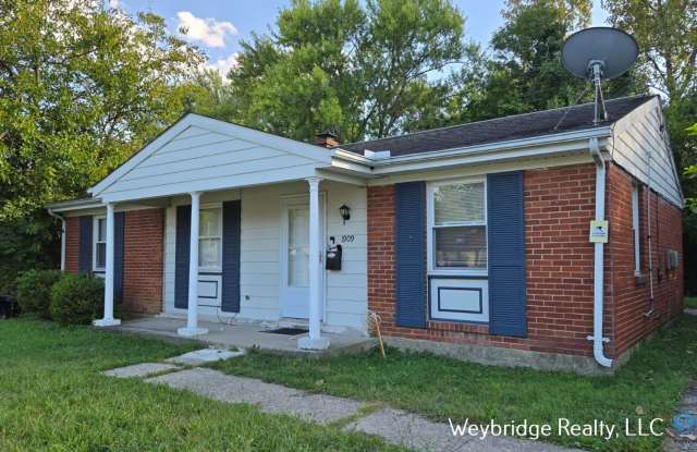Gorgeous 3 Bedroom 1 Bath Ranch in Sevenhills photos photos