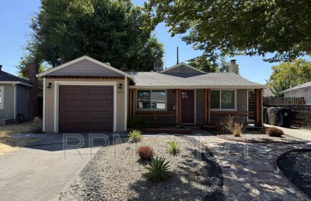5021 73rd St photos photos