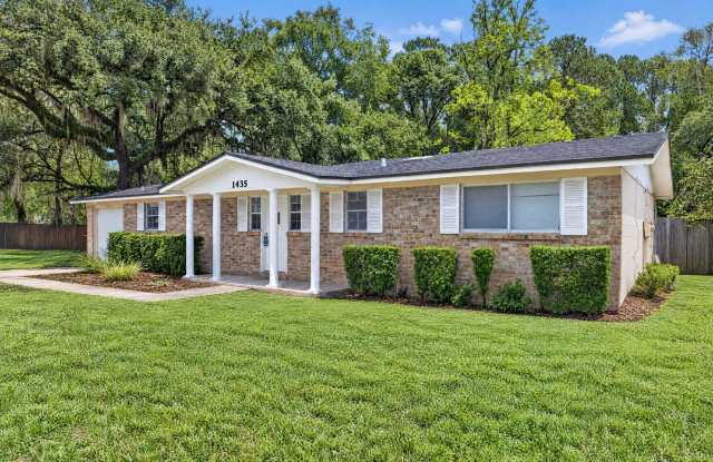 Westside Home in Established Neighborhood Gallery 1