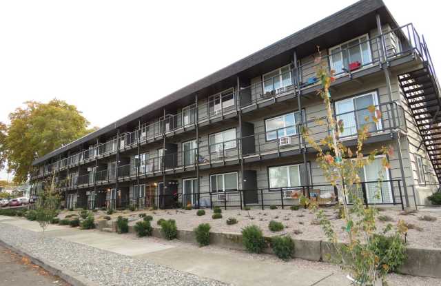 The Courtcrest Apartments Gallery 1